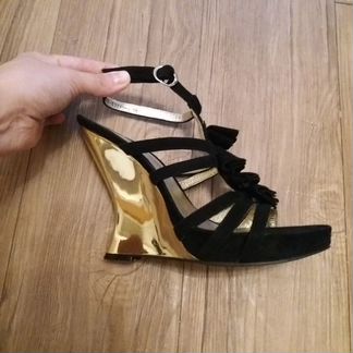 Босаножки замшевые Carlo Pazolini