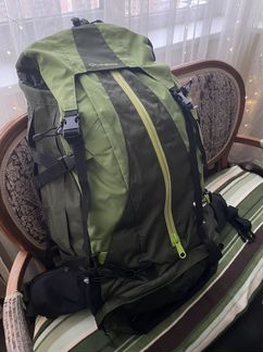 Рюкзак для похода forclaz 70 литров quechua