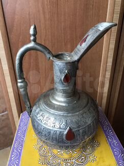 Персидский серебряный кувшин с агатами. Серебро