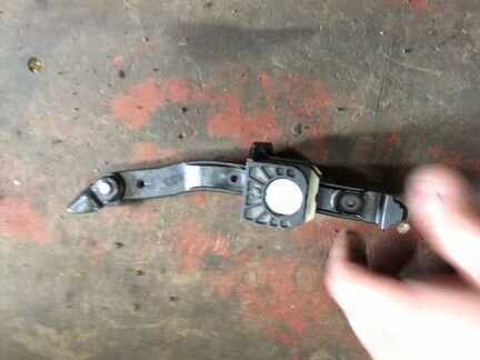 Ограничитель двери передний правый Bmw 5-Series