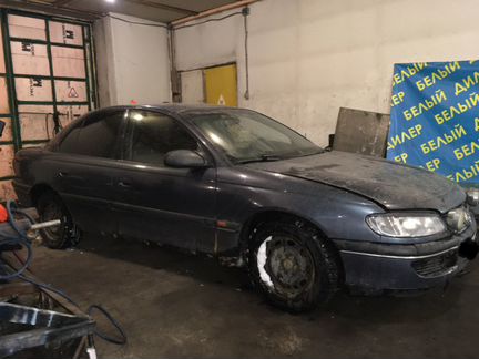 Opel Omega B кузов по частям