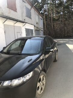 KIA Cerato 1.6 AT, 2010, битый, 160 000 км