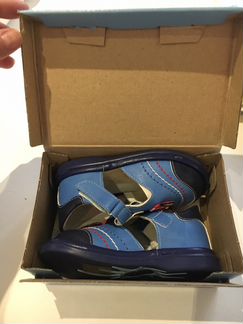 Сандали новые 22 размер