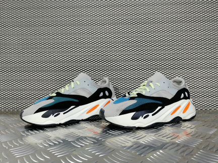 Кроссовки adidas