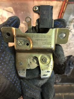 Замок багажника Фольксваген вента Гольф 3