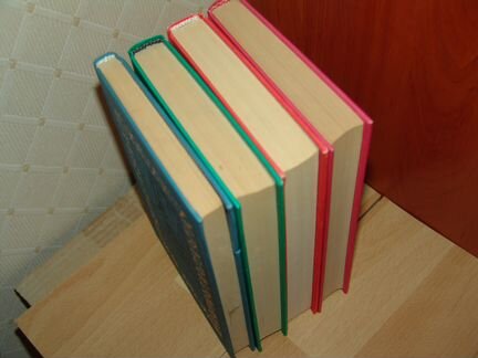 Книги фантастика, приключения(рамка) изд. Вагриус