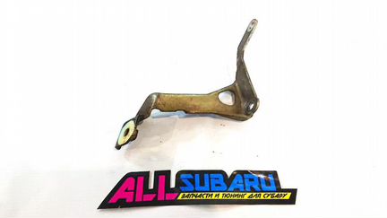 Кронштейн крепления интеркуллера Subaru Impreza